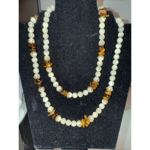 VTG Mother of Pearl Beaded Necklace 40” Mother Of Pearl & Tiger Eye